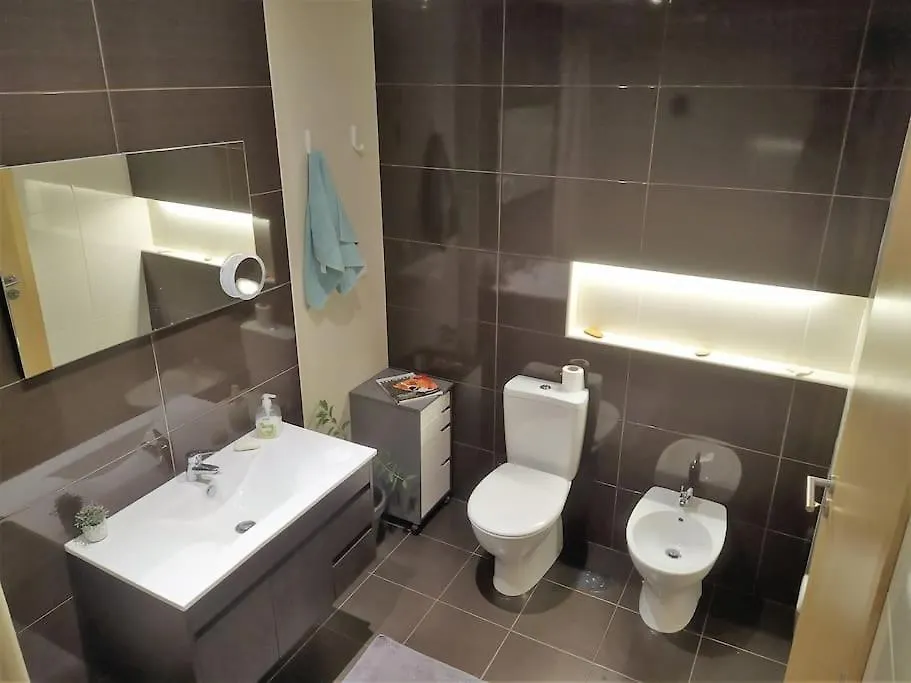 Family Friendly 3 Bedroom Apt, Ideally Located In Lagos